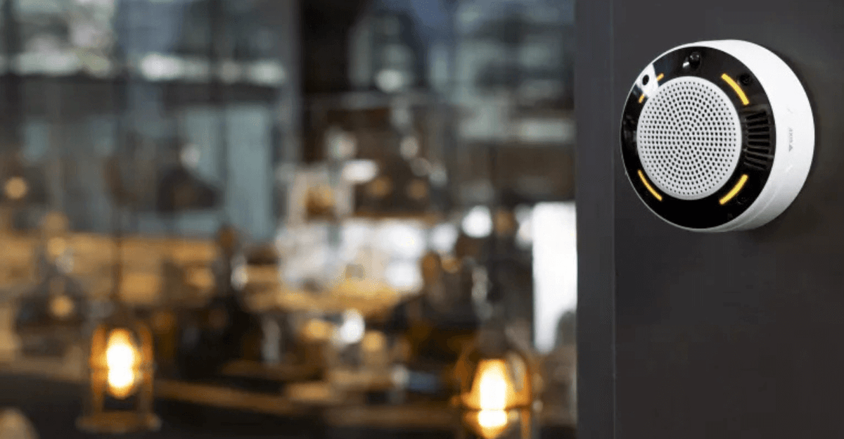 Intelligente Luftüberwachung für gesunde Umgebungen mit den AXIS D6210 & D6310 Air Quality Sensoren